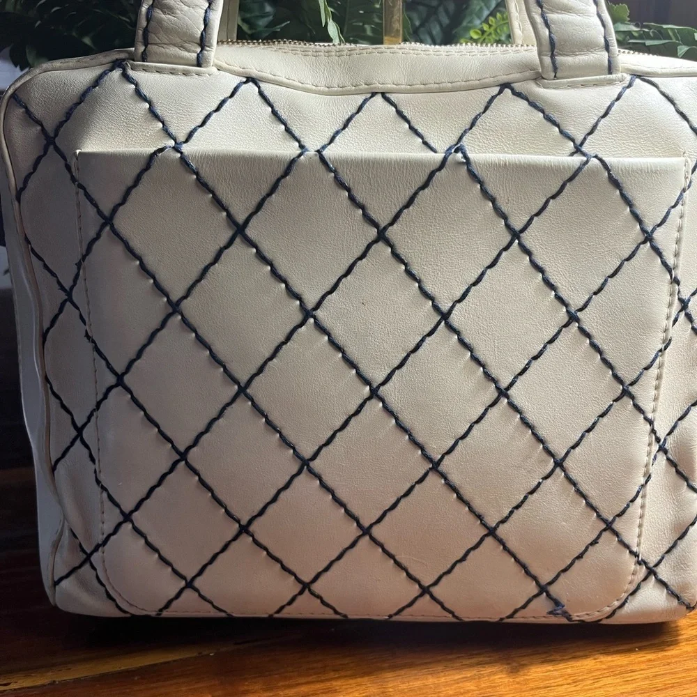 Vintage Chanel off Cream Leather Tote Bag